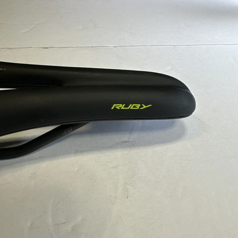 Specialized Body Geometry Ruby 155mm Bike Saddle Seat Black and Yellow VL-1808